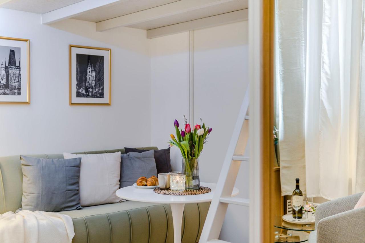 Prague Apt Near Charles Bridge By Michal&Friends Esterno foto