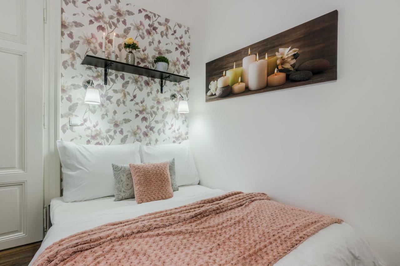 Prague Apt Near Charles Bridge By Michal&Friends Esterno foto