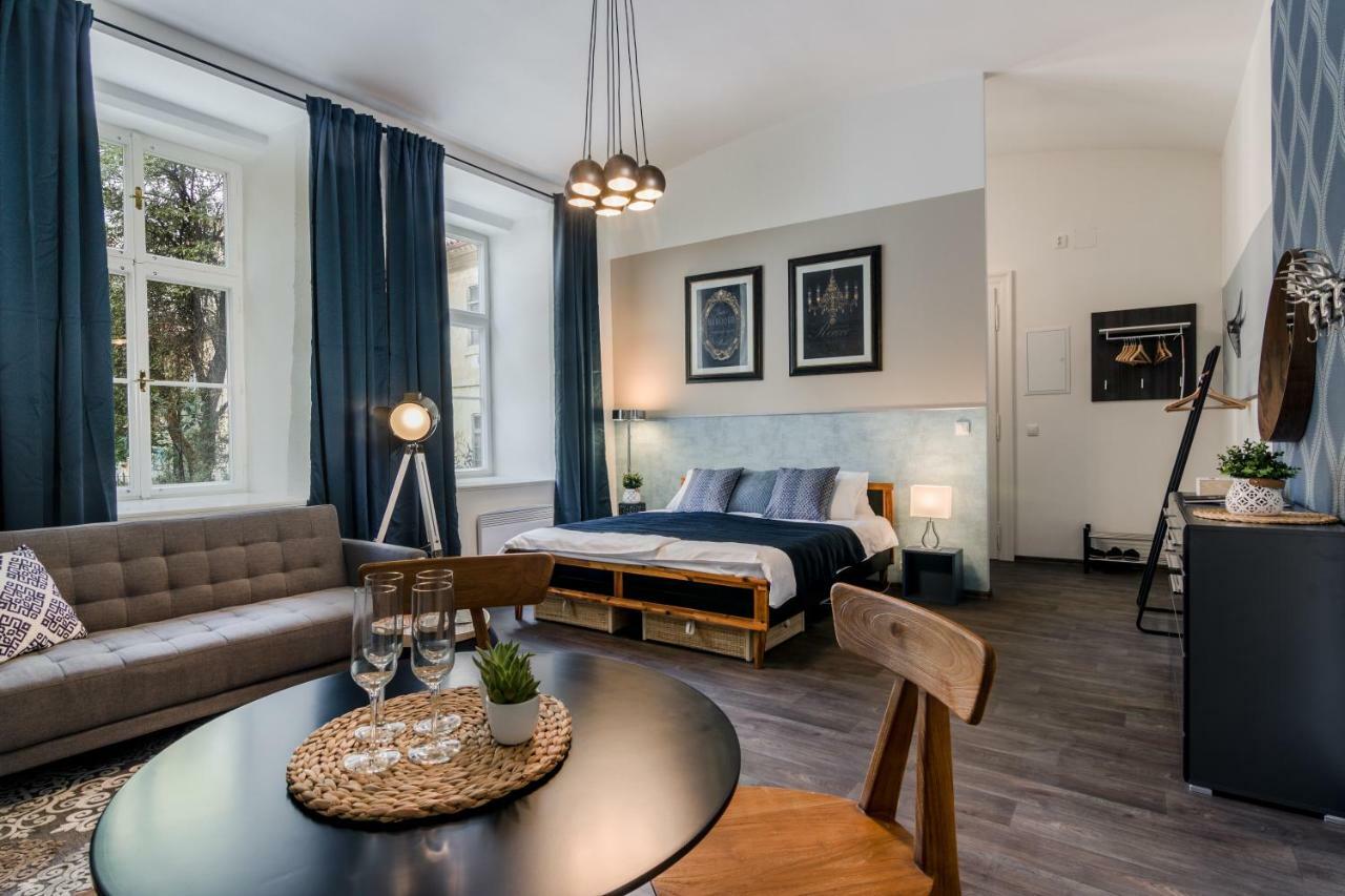 Prague Apt Near Charles Bridge By Michal&Friends Esterno foto